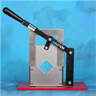 小鼠斷頭臺(tái)（Nemi Guillotine）